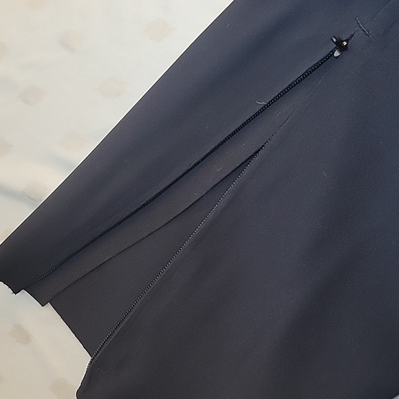 ATHLETA TROUSERS Stellar Size 4 Bkack - Picture 16 of 16